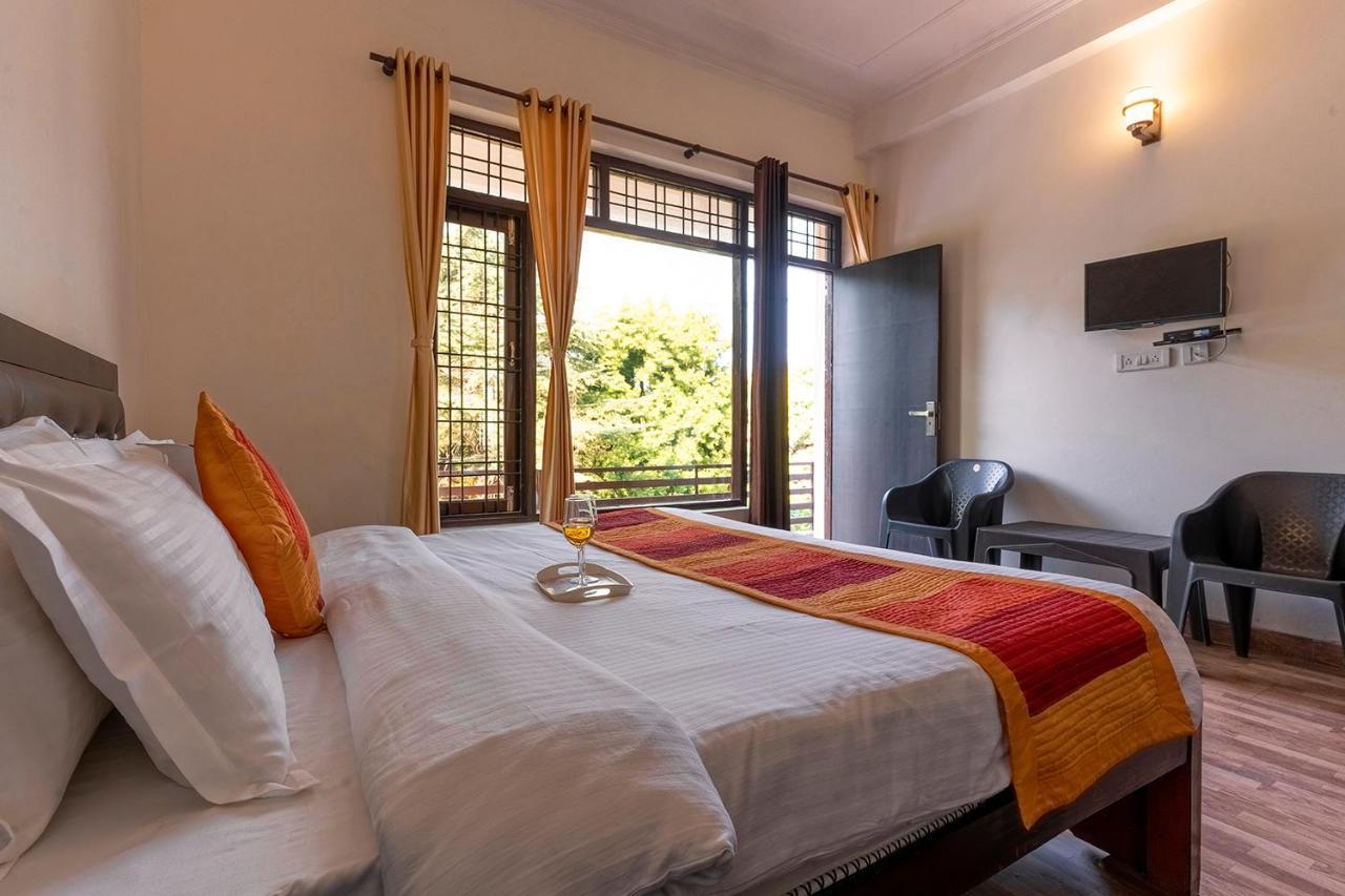 Lake Side Upvan Inn Bhimtal Exterior photo