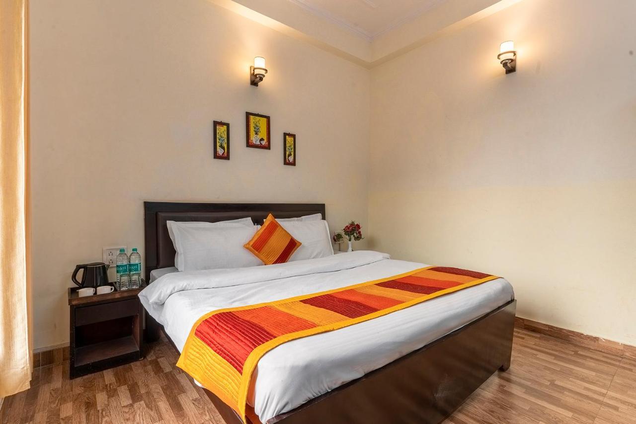 Lake Side Upvan Inn Bhimtal Exterior photo